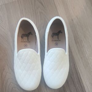 🔥clearance🔥ZeeBra Kids White Quilted Slip-On Shoes